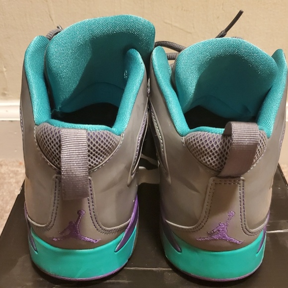 Girls Jordan FightClub '91 - Picture 3 of 4